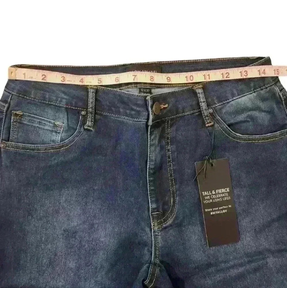 Alloy Apparel Power Stretch Medium Rise Tall Five Pocket Style Skinny Jeans - Picture 3 of 9